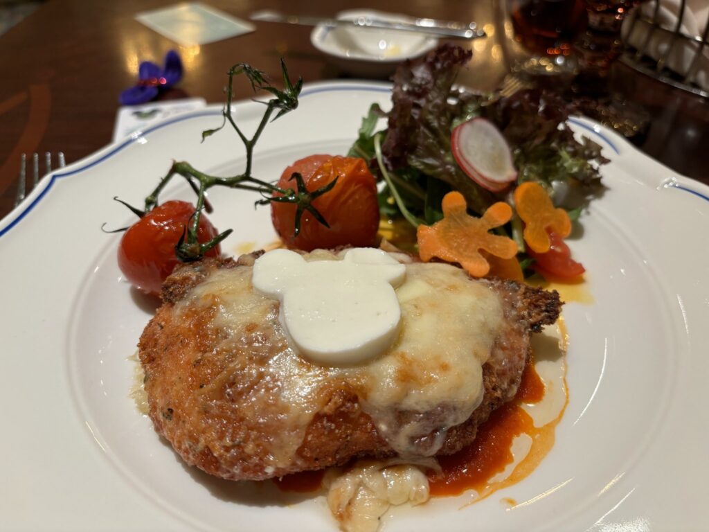 ロイヤルバンケットホールのメイン料理